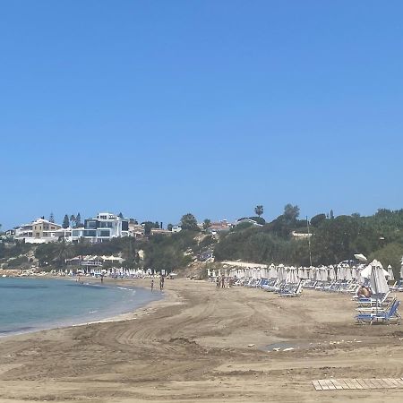 Coral Bay Modern Renovated Apartment By The Sea Paphos Eksteriør billede