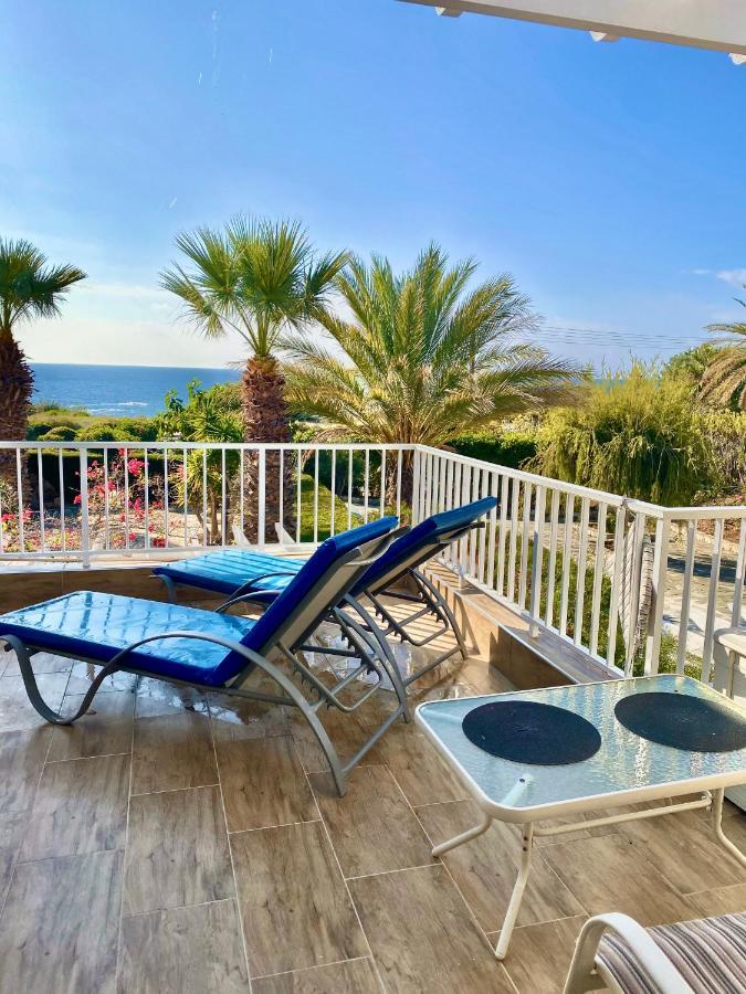 Coral Bay Modern Renovated Apartment By The Sea Paphos Eksteriør billede